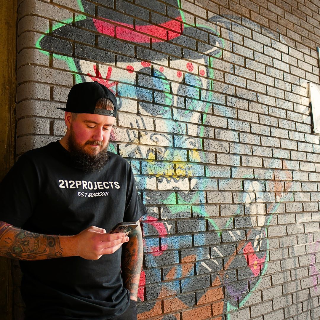 212PROJECTS BASICS BLACK TEE